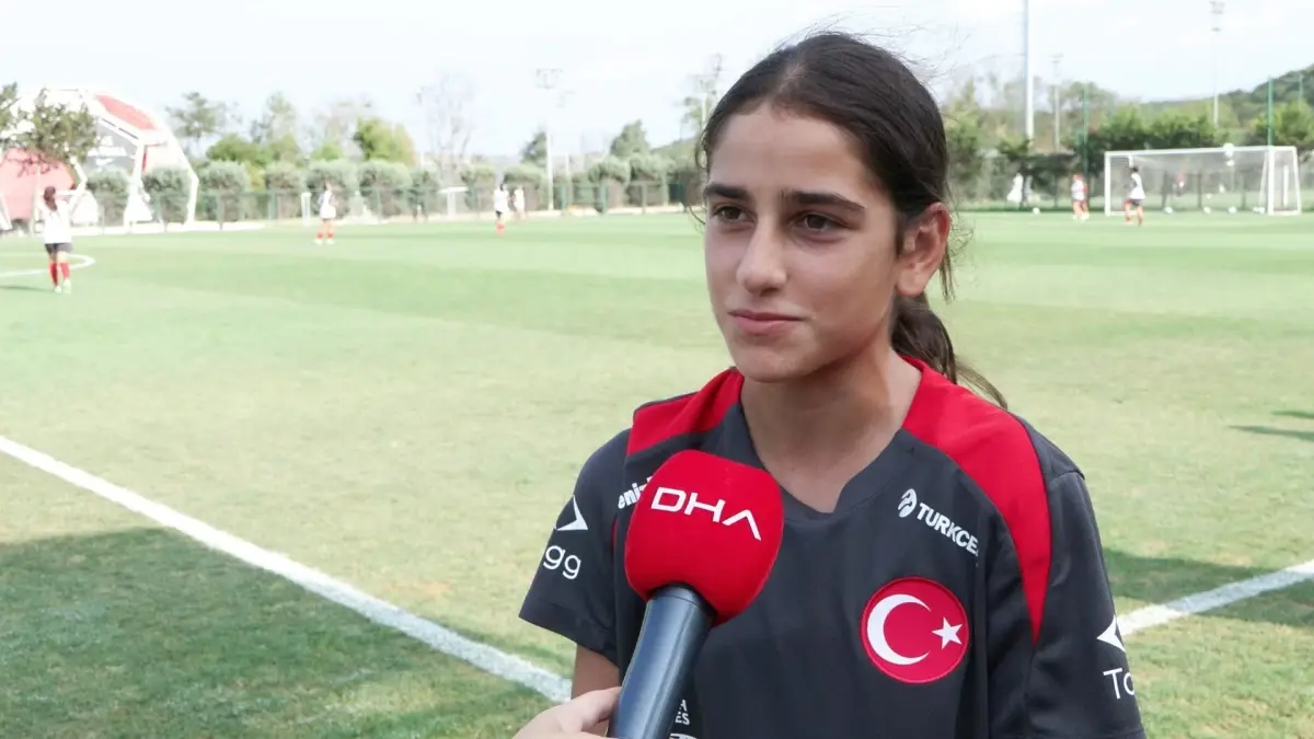 u15-kiz-milli-takimi-rivada-toplandi-cnsrLNvp.jpg