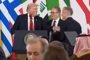zirvede ilginc anlar trump o ulkenin liderini once kaybetti sonra unvanini degistirdi PFRgURr7.jpg